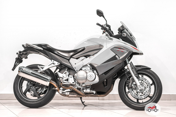 Мотоцикл HONDA VFR 800X Crossrunner 2011, БЕЛЫЙ пробег 30264 | Мототека