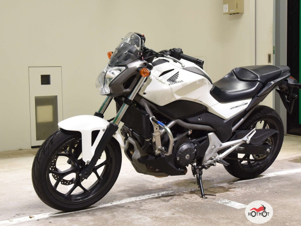 Мотоцикл HONDA NC 700S 2013, БЕЛЫЙ пробег 18078 | Мототека