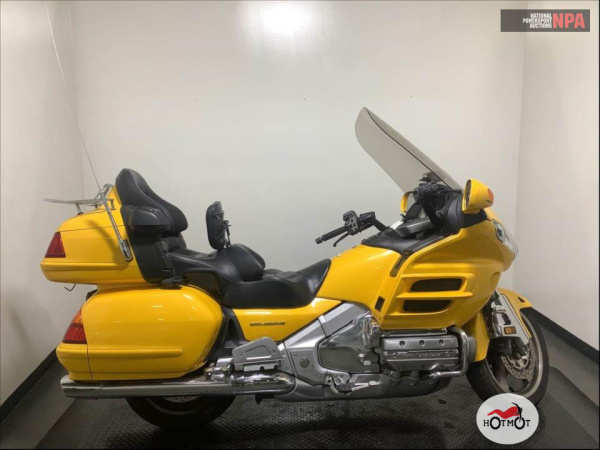 Мотоцикл HONDA GL 1800 2001, Жёлтый пробег 42385 | Мототека