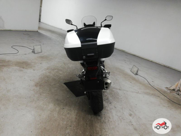 Мотоцикл HONDA VFR 800X Crossrunner 2017, БЕЛЫЙ пробег 16934 | Мототека